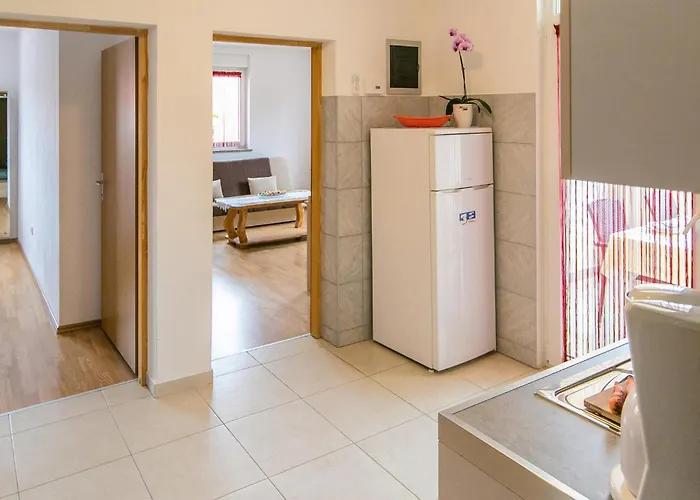 Appartement 1 Bedroom Gorgeous In Pula