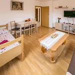 1 Bedroom Gorgeous In